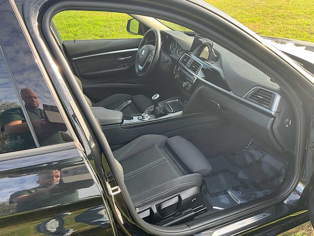 2017 bmw 318i - afbeelding 24 van  41