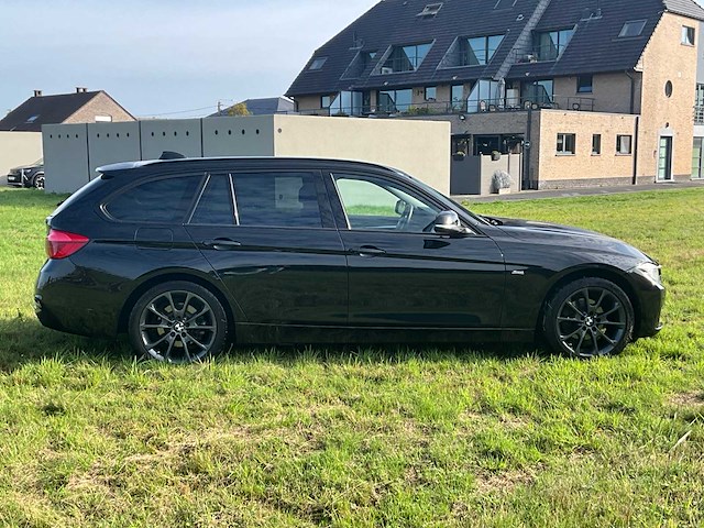 2017 bmw 318i - afbeelding 39 van  41