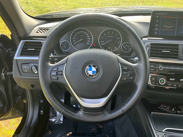 2017 bmw 318i - afbeelding 10 van  50
