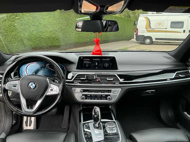 2017 bmw 730ld xdrive 7l personenauto - afbeelding 18 van  34