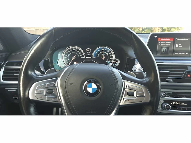 2017 bmw 740e iperformance - afbeelding 48 van  68