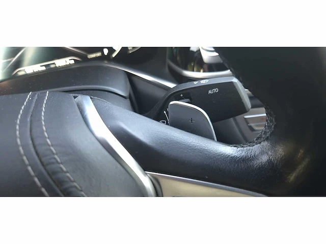 2017 bmw 740e iperformance - afbeelding 34 van  68