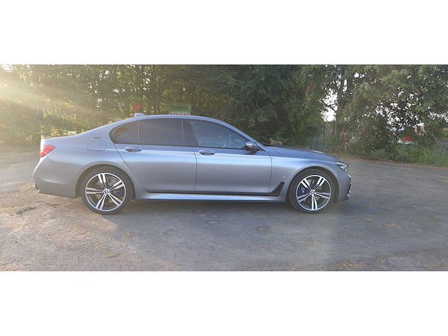 2017 bmw 740e iperformance - afbeelding 10 van  67
