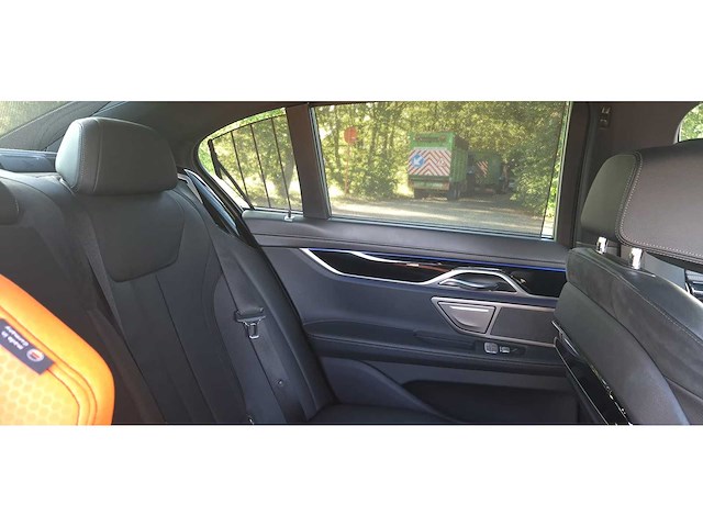 2017 bmw 740e iperformance - afbeelding 16 van  67