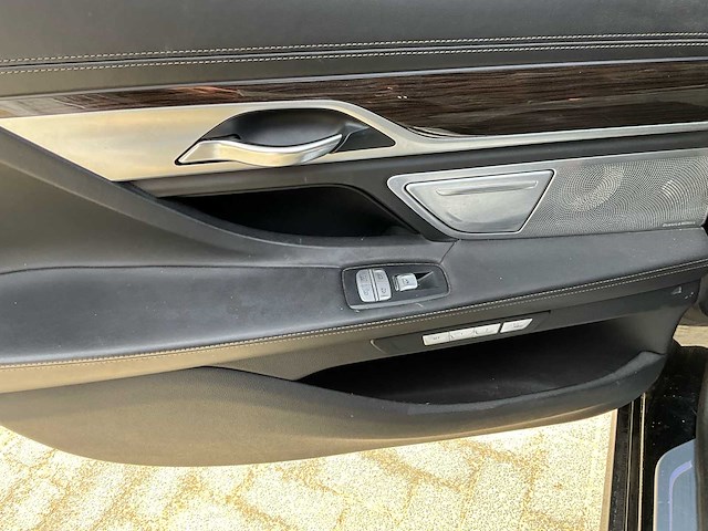 2017 bmw 750li xdrive - full option - afbeelding 30 van  80
