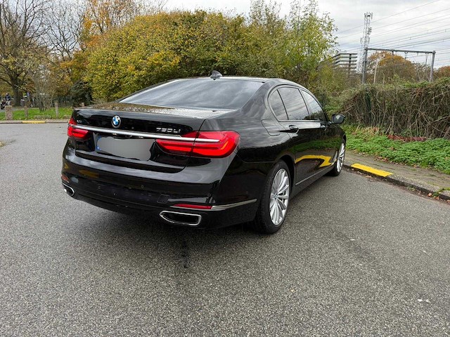 2017 bmw 750li xdrive - full option - afbeelding 58 van  63