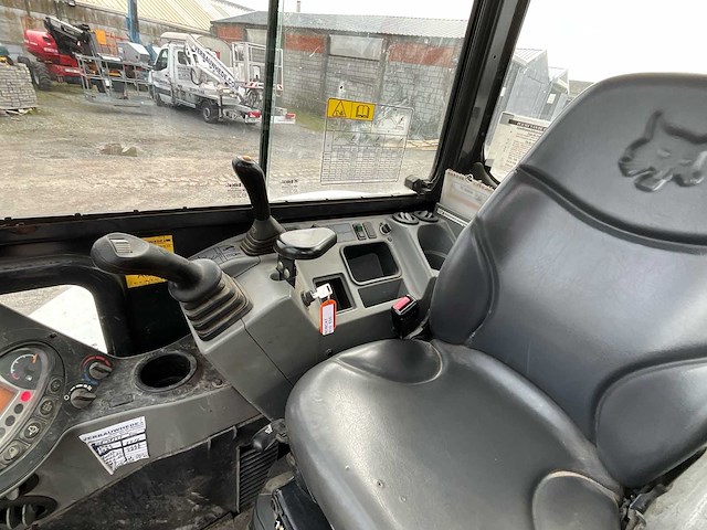 2017 bobcat e50 - rupsgraafmachine - afbeelding 14 van  15