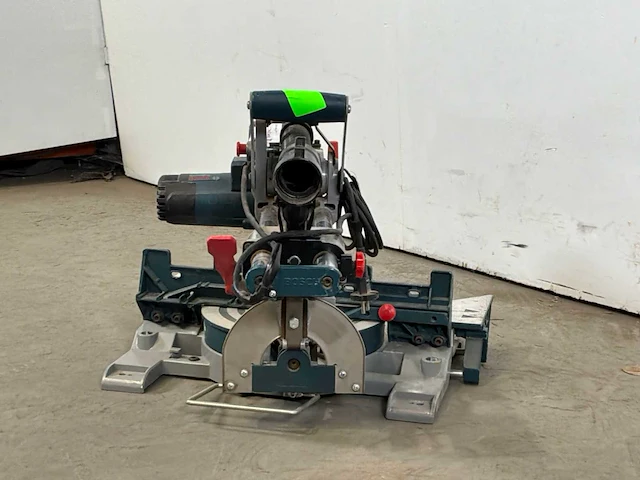 2017 bosch gcm 8 sjl telescoop-/afkortzaag - afbeelding 1 van  4