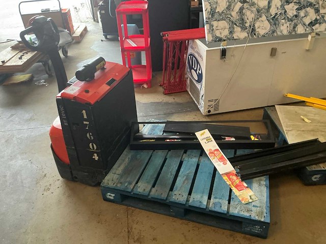 2017 bt levio lwe180 elektrische palletwagen - afbeelding 1 van  10