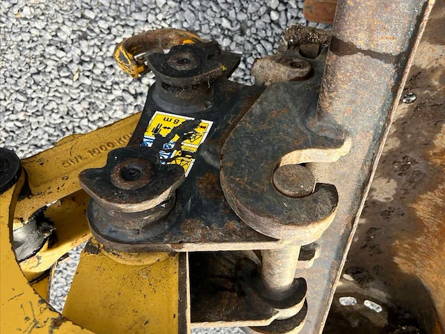 2017 caterpillar / cat 303e cr cat 303e cr – 2017 – 3,3t – cabine – snelkoppeling – 4 emmers – hulphydrauliek - afbeelding 16 van  18