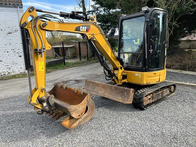 2017 caterpillar / cat 303e cr cat 303e cr – 2017 – 3,3t – cabine – snelkoppeling – 4 emmers – hulphydrauliek - afbeelding 1 van  18