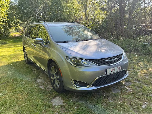 2017 chrysler pacifica lichte vracht - afbeelding 12 van  39
