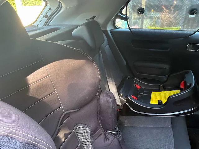 2017 citroën c4 cactus auto 1.2 puretech 82 pk – 119.500 km – benzine – euro 6 - afbeelding 28 van  55