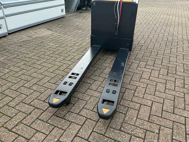 2017 crown wt 3060 elektrische palletwagen - afbeelding 7 van  10