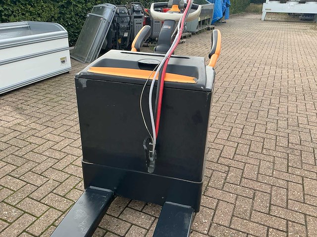 2017 crown wt 3060 elektrische palletwagen - afbeelding 9 van  11
