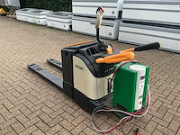 2017 crown wt 3060 elektrische palletwagen - afbeelding 5 van  9