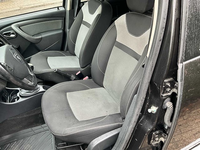 2017 dacia duster suv/break 1.5 dci 80kw - airco - navigatie - afbeelding 8 van  53
