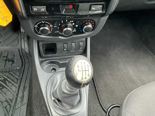 2017 dacia duster suv/break 1.5 dci 80kw - airco - navigatie - afbeelding 13 van  53