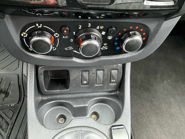 2017 dacia duster suv/break 1.5 dci 80kw - airco - navigatie - afbeelding 14 van  53