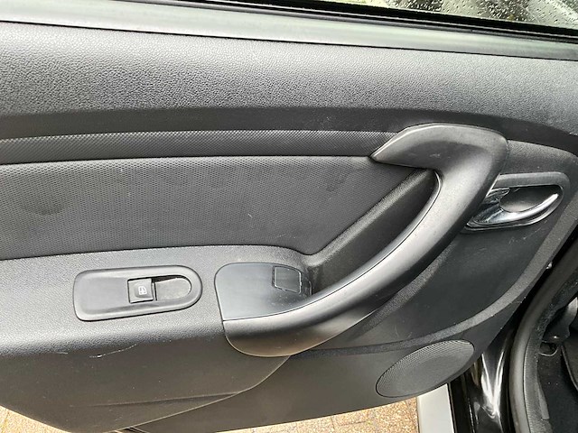 2017 dacia duster suv/break 1.5 dci 80kw - airco - navigatie - afbeelding 18 van  53