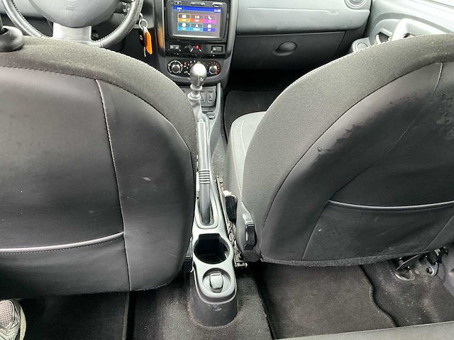 2017 dacia duster suv/break 1.5 dci 80kw - airco - navigatie - afbeelding 20 van  53