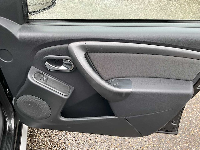 2017 dacia duster suv/break 1.5 dci 80kw - airco - navigatie - afbeelding 28 van  53