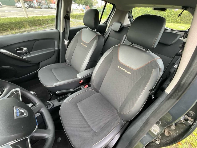 2017 dacia sandero stepway - afbeelding 1 van  37