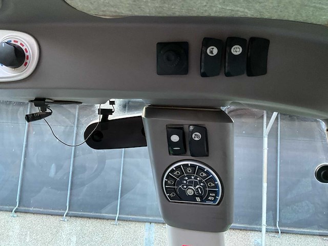 2017 deutz-fahr 6215 ttv agrotron vierwielaangedreven landbouwtractor - afbeelding 23 van  41