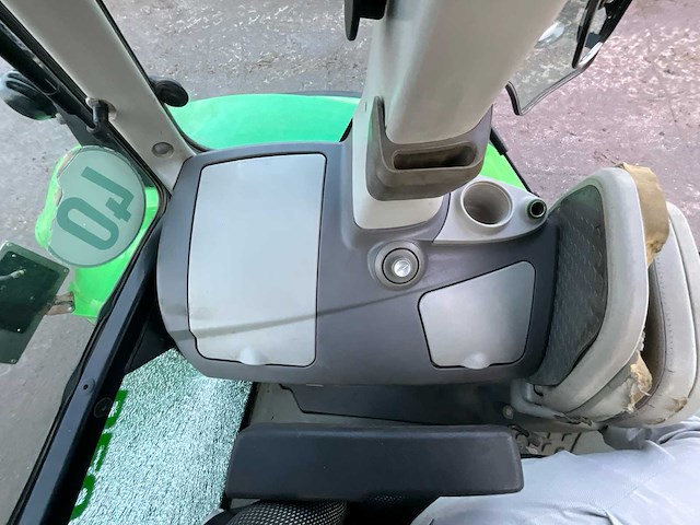 2017 deutz-fahr 6215 ttv agrotron vierwielaangedreven landbouwtractor - afbeelding 25 van  41
