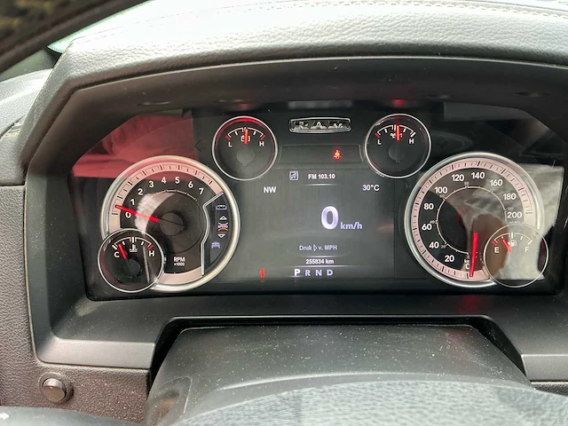 2017 dodge ram 1500 limited edition kleur! - afbeelding 9 van  48