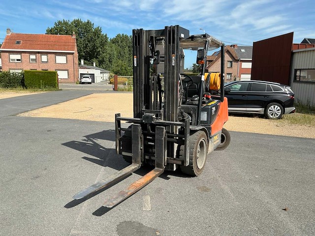 2017 doosan g35c-5 vorkheftruck - afbeelding 1 van  16