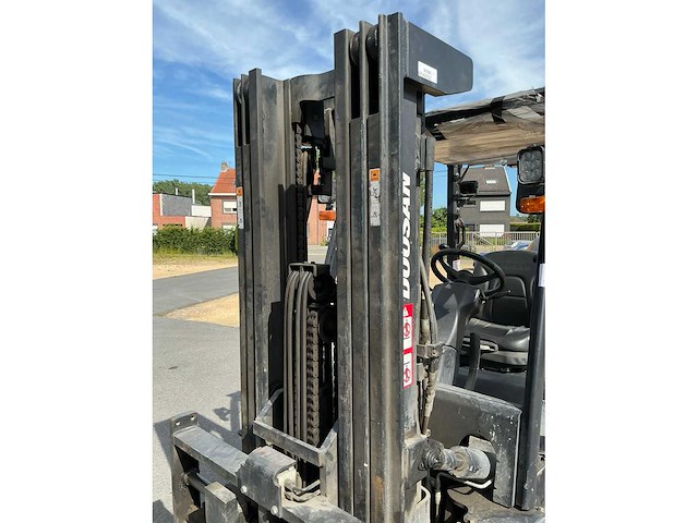2017 doosan g35c-5 vorkheftruck - afbeelding 11 van  12