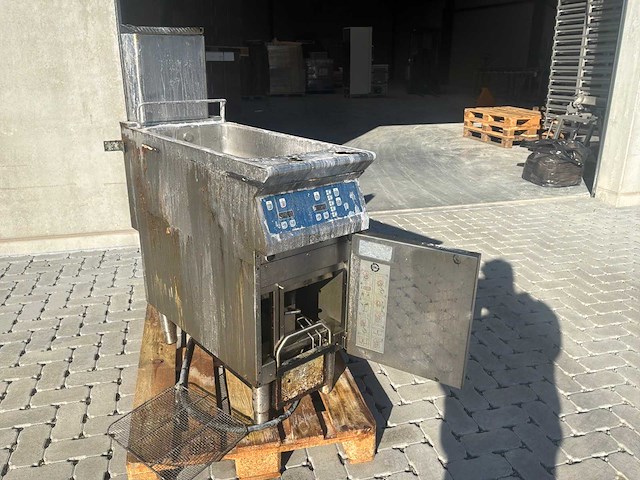 2017 electrolux e9fred1jfo friteuse - afbeelding 1 van  8
