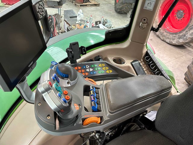 2017 fendt 720 vario landbouwtractor 4wd - afbeelding 10 van  37