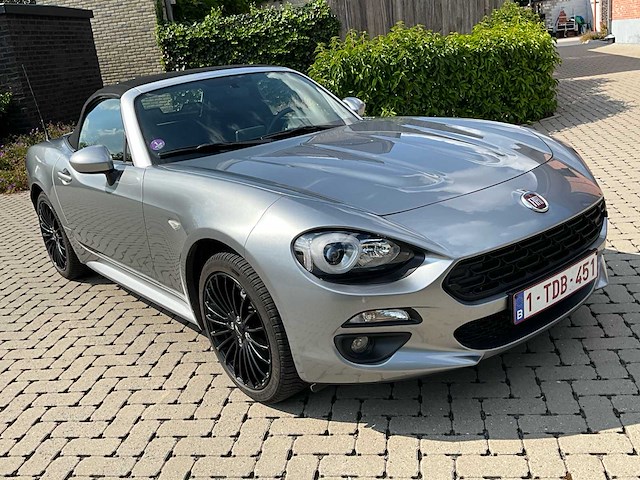 2017 fiat 124 spider personenauto - afbeelding 40 van  41