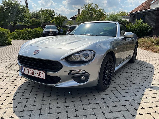 2017 fiat 124 spider personenauto - afbeelding 1 van  41