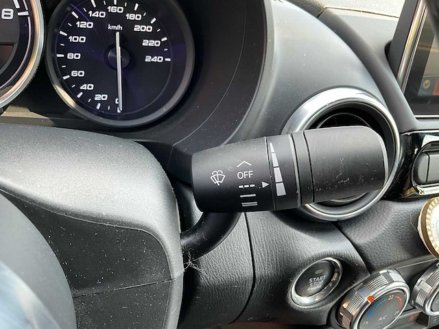 2017 fiat 124 spider personenauto - afbeelding 13 van  41