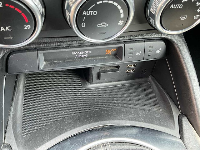 2017 fiat 124 spider personenauto - afbeelding 15 van  41
