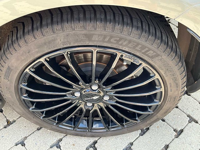 2017 fiat 124 spider personenauto - afbeelding 16 van  41