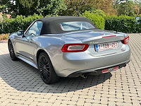 2017 fiat 124 spider personenauto - afbeelding 34 van  41