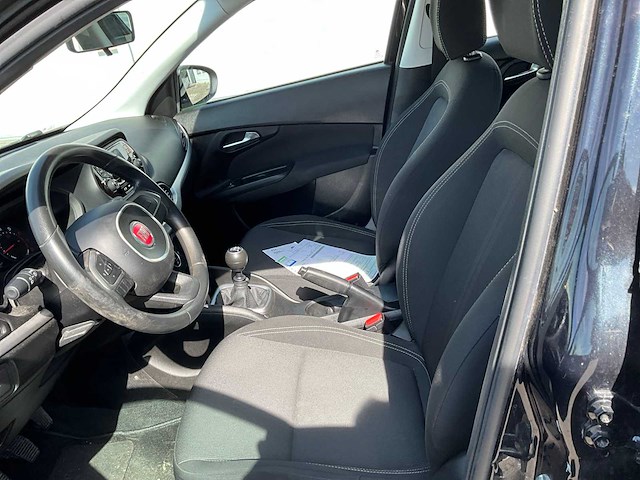 2017 fiat tipo personenauto - afbeelding 2 van  22