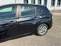 2017 fiat tipo personenauto - afbeelding 16 van  25