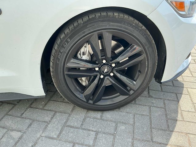 2017 ford mustang personenauto - afbeelding 20 van  36