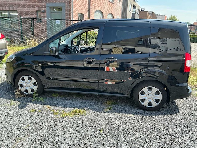 2017 ford tourneo courier ju2 personenauto - afbeelding 12 van  28