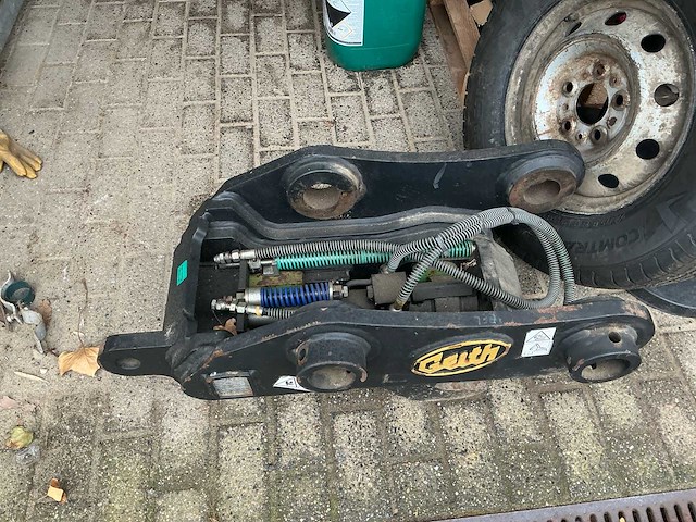 2017 geith hydraulische snelwissel & graafbak - afbeelding 2 van  4