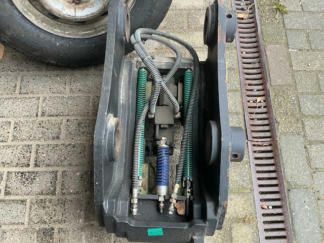 2017 geith hydraulische snelwissel & graafbak - afbeelding 4 van  4