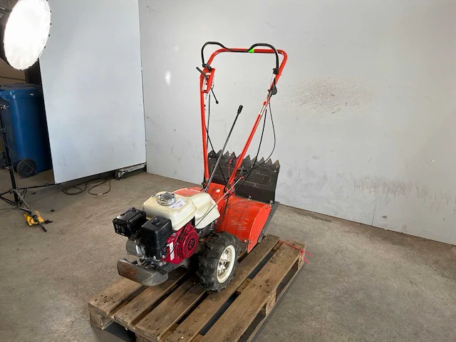 2017 herkules / orec sf600d grondfreesmachine - 6pk - benzine - afbeelding 1 van  8