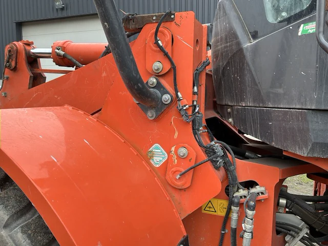 2017 hitachi zw180-6-tdp-wfpr wiellader - afbeelding 13 van  36