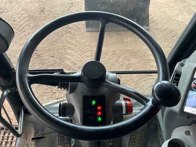 2017 hitachi zx140w-6 banden graafmachine - afbeelding 4 van  32