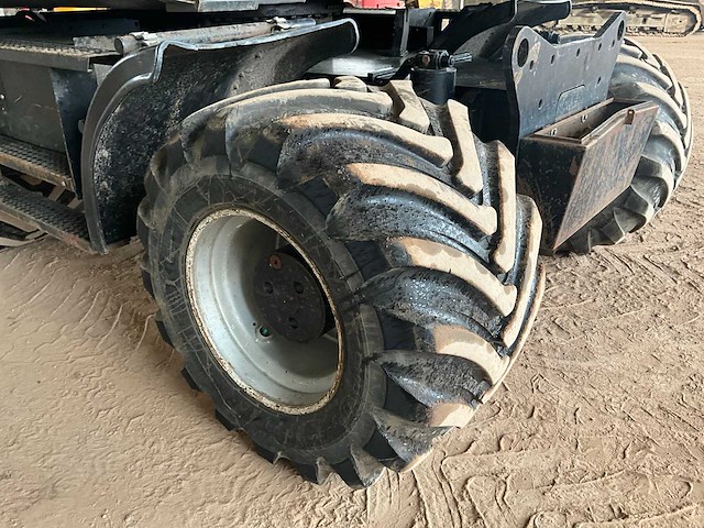 2017 hitachi zx140w-6 banden graafmachine - afbeelding 8 van  32